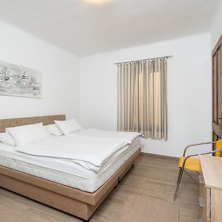 Apartment Family Tokic Дубровник Екстериор снимка