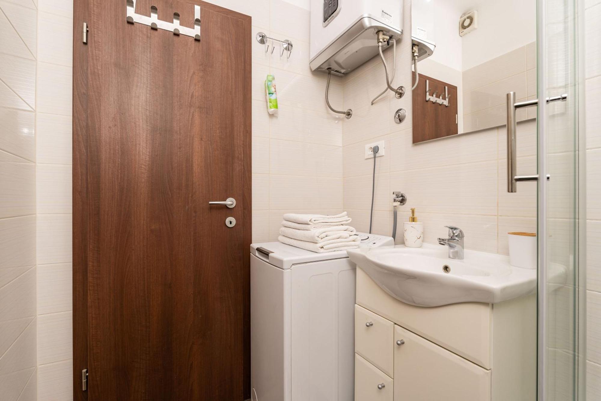 Apartment Family Tokic Дубровник Екстериор снимка