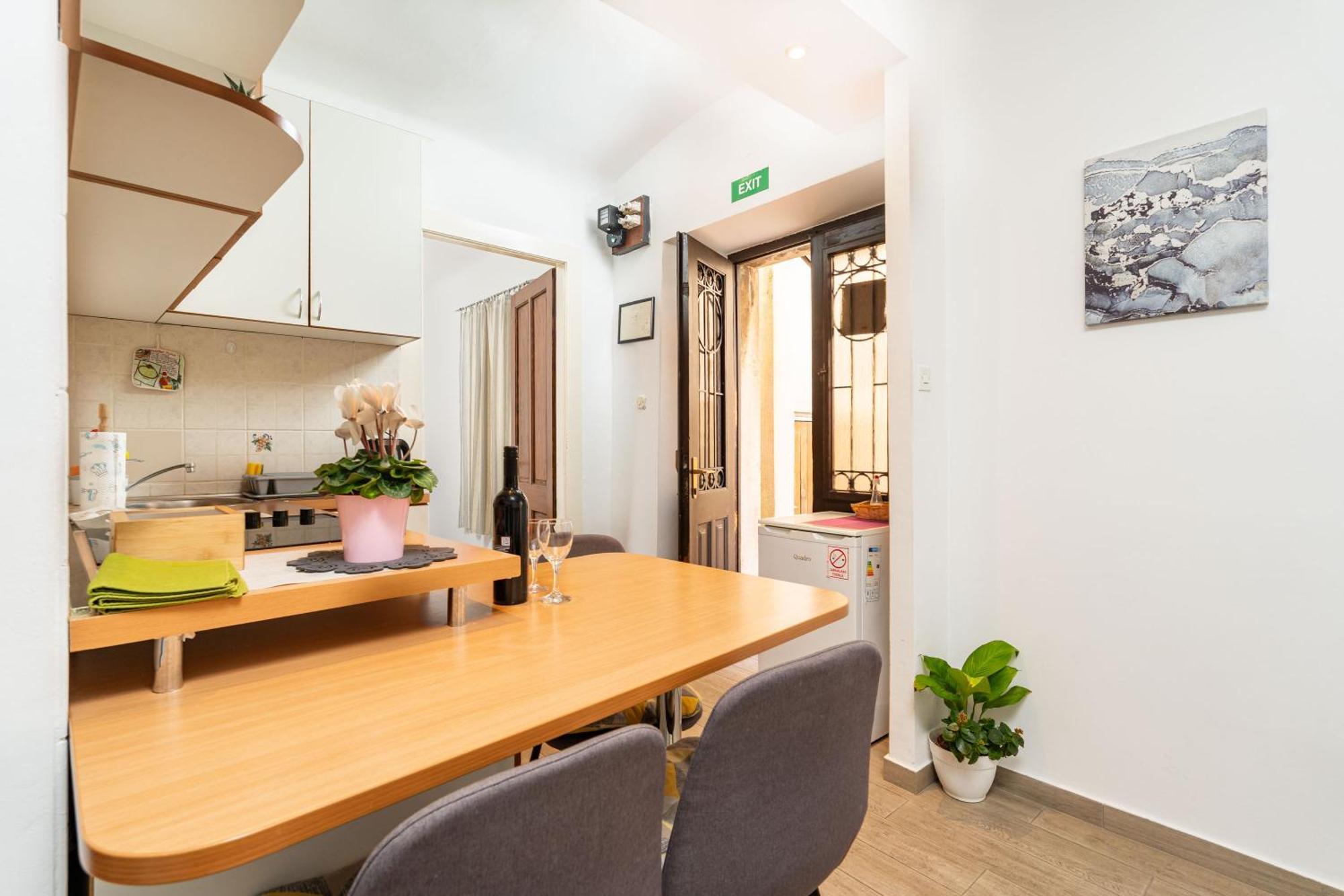 Apartment Family Tokic Дубровник Екстериор снимка